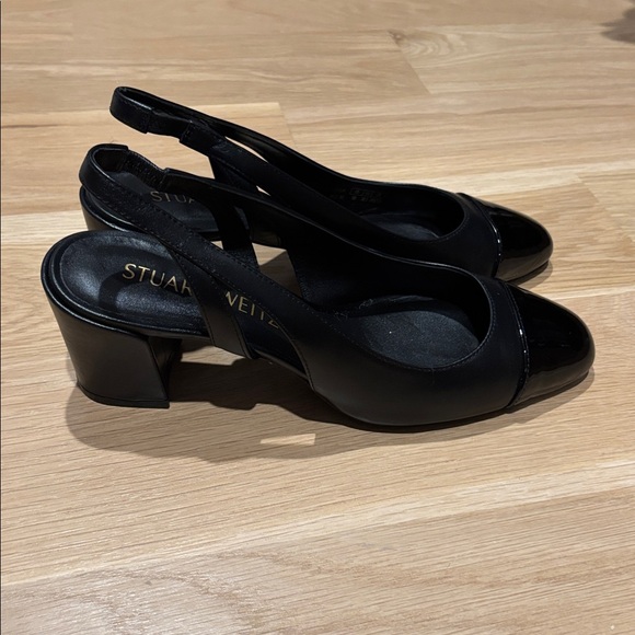 Like new !! Stuart weitzman Sleek 50 black sling back. With patent toe. Size 8 - Picture 1 of 4